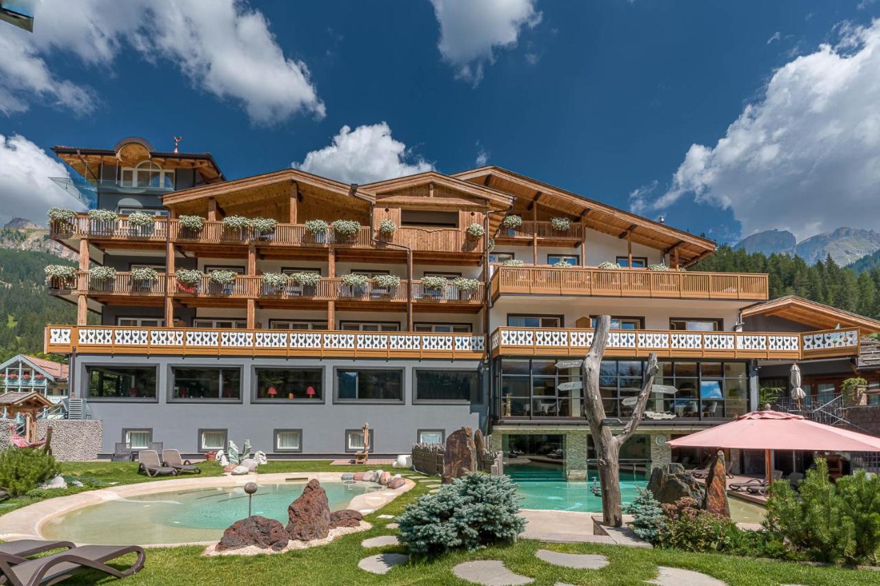 Croce Bianca Leisure & Spa Hotel Canazei Dış mekan fotoğraf