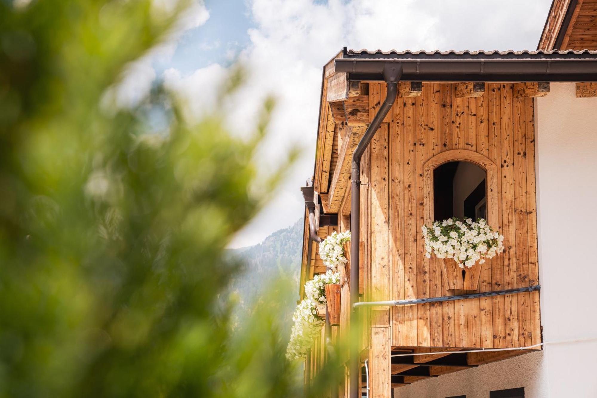 Croce Bianca Leisure & Spa Hotel Canazei Dış mekan fotoğraf