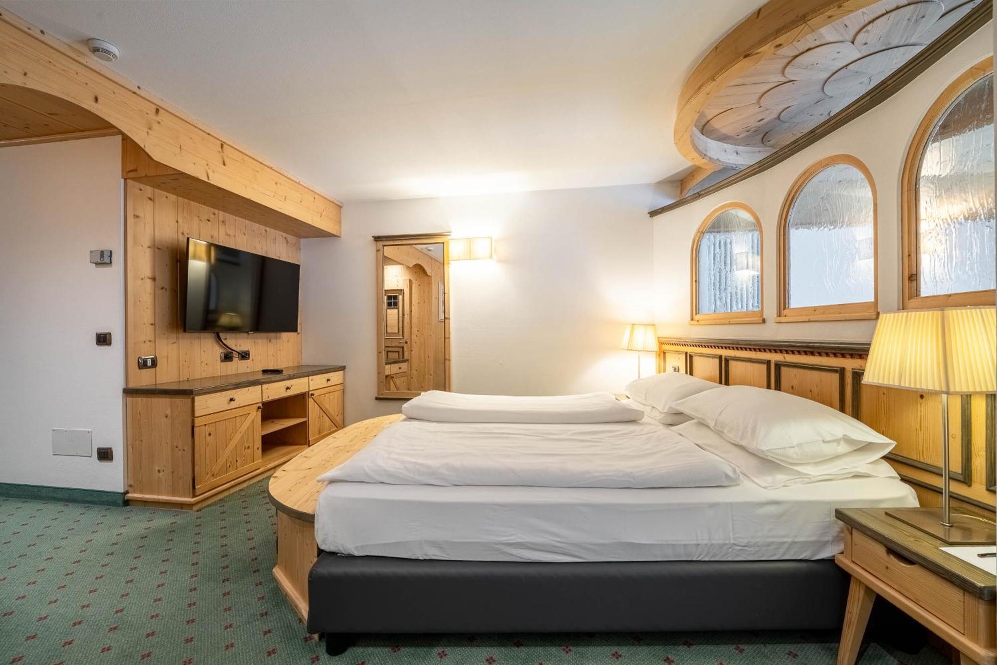 Croce Bianca Leisure & Spa Hotel Canazei Dış mekan fotoğraf